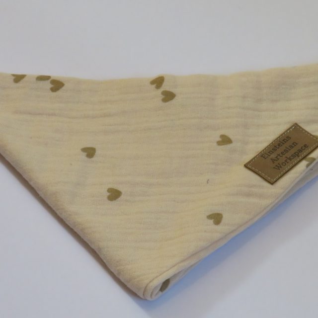 Halstuch "Creme Herzen"